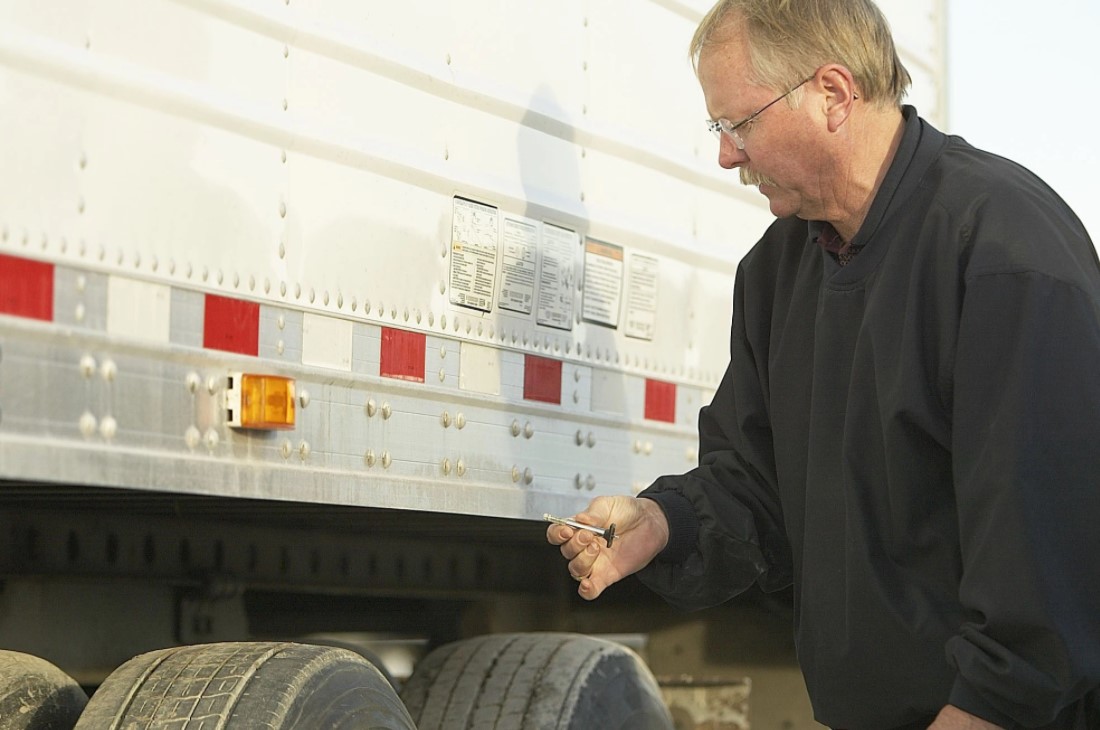 trucking-law-busting-myths-about-inspection-regulations