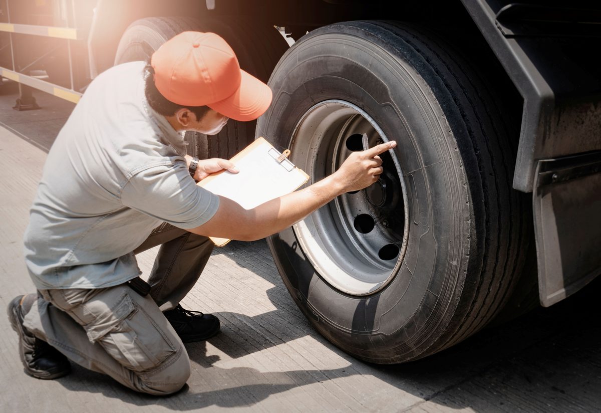 Illustration of choosing the right cdl training school in vermont for cdl class a license in vermont