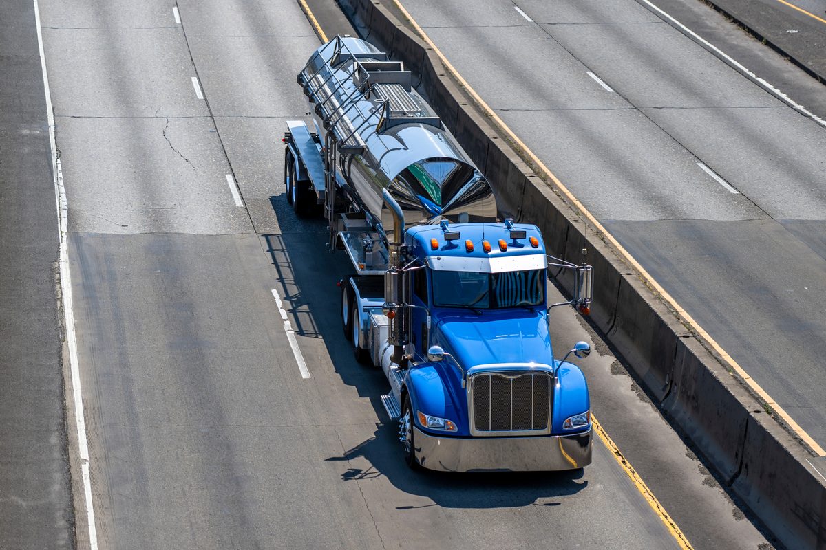 Preparing Your Negotiation Case Before You Speak — negotiating CDL signing bonus